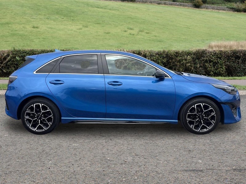 2023 (23) KIA CEED 1.5T GDi ISG GT-Line 5dr 5656099
