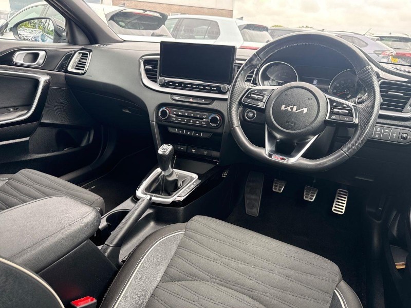 2023 (23) KIA CEED 1.5T GDi ISG GT-Line 5dr 5656117