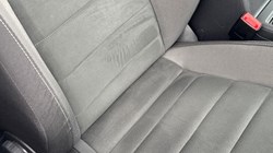 2019 (69) VOLKSWAGEN GOLF 2.0 TDI GT 5dr DSG 5647335