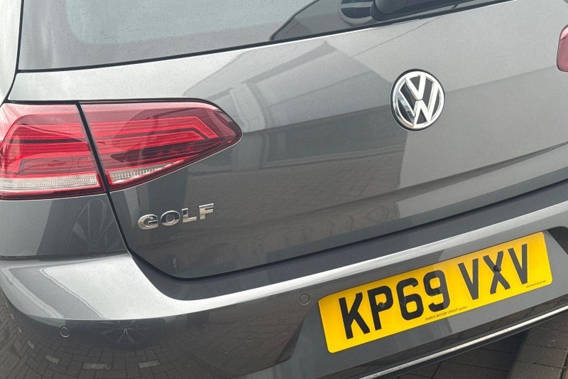 2019 (69) VOLKSWAGEN GOLF 2.0 TDI GT 5dr DSG 5647357