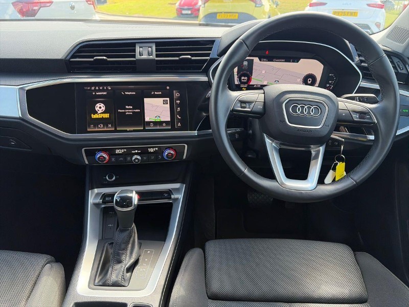2024 (24) AUDI Q3 35 TFSI Sport 5dr S Tronic 5664869