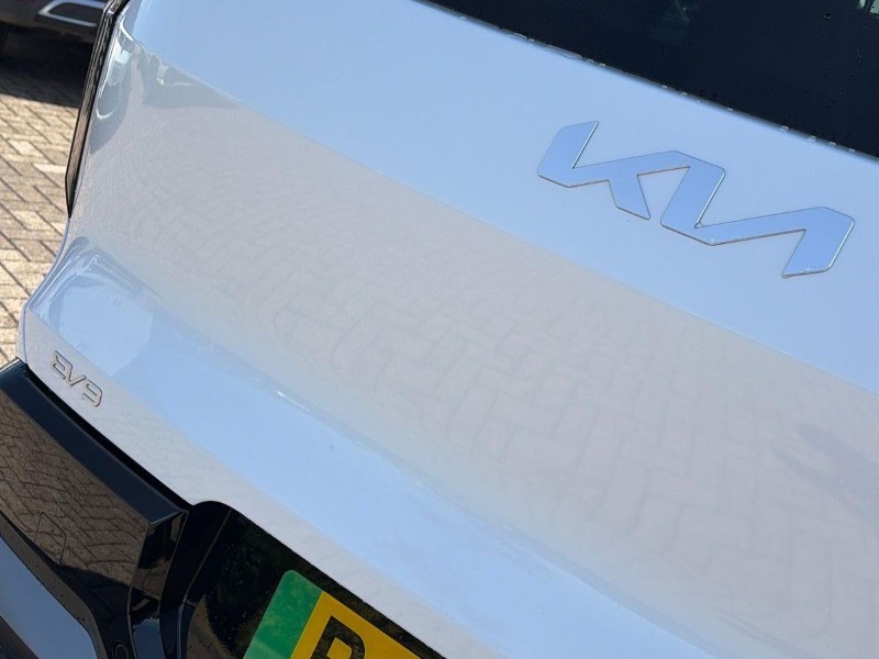 2025 (75) KIA EV9 282kW GT-Line S 99.8kWh AWD 5dr [6St] Auto 5697012