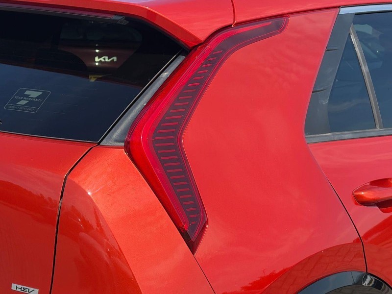 2022 (22) KIA NIRO 1.6 GDi Hybrid 3 5dr DCT 5703380