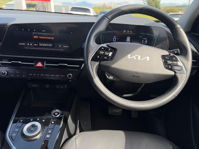 2022 (22) KIA NIRO 1.6 GDi Hybrid 3 5dr DCT 5703363