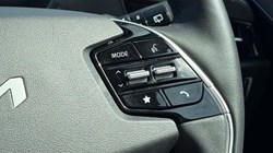 2022 (22) KIA NIRO 1.6 GDi Hybrid 3 5dr DCT 5703361