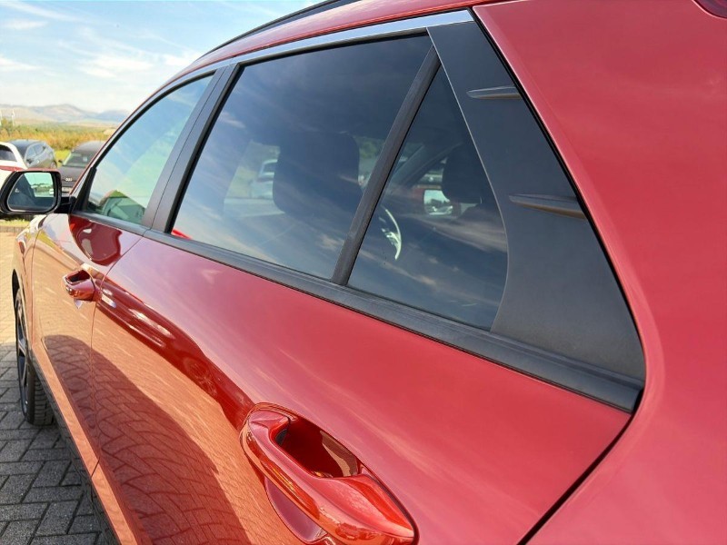 2022 (22) KIA NIRO 1.6 GDi Hybrid 3 5dr DCT 5703376