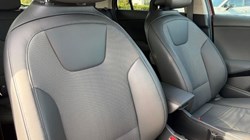 2022 (22) KIA NIRO 1.6 GDi Hybrid 3 5dr DCT 5703358