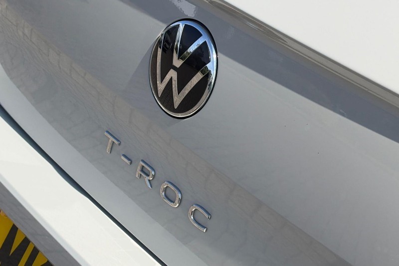2024 (74) VOLKSWAGEN T-ROC 1.5 TSI R-Line 5dr DSG 5688669