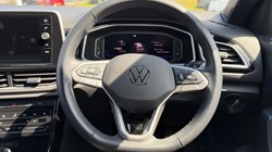 2024 (74) VOLKSWAGEN T-ROC 1.5 TSI R-Line 5dr DSG 5688646
