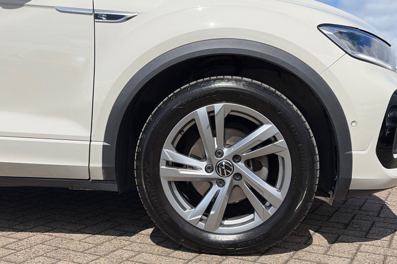 2024 (74) VOLKSWAGEN T-ROC 1.5 TSI R-Line 5dr DSG 5688633