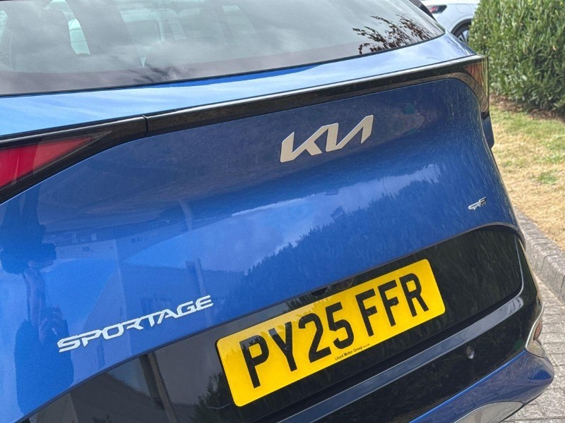 2025 (25) KIA SPORTAGE 1.6T GDi 207 HEV GT-Line S 5dr Auto 5695087
