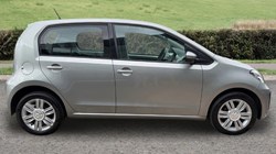 2017 (17) VOLKSWAGEN UP 1.0 BlueMotion Tech High Up 5dr ASG 5685030
