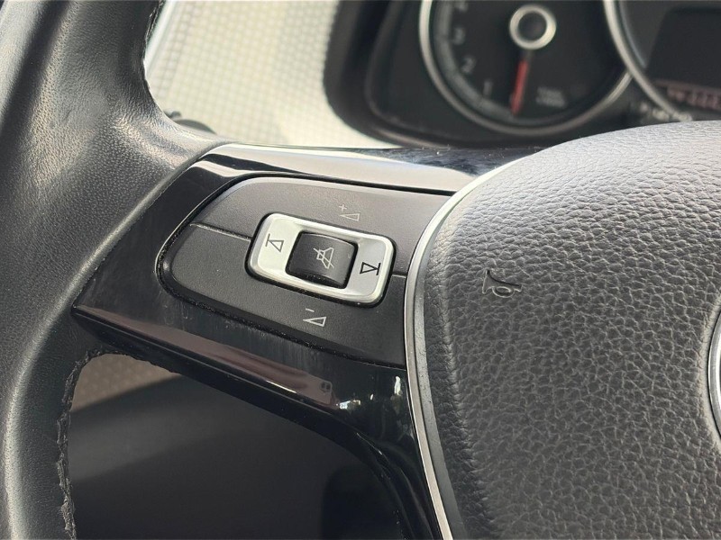 2017 (17) VOLKSWAGEN UP 1.0 BlueMotion Tech High Up 5dr ASG 5685045