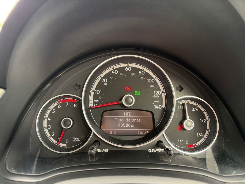 2017 (17) VOLKSWAGEN UP 1.0 BlueMotion Tech High Up 5dr ASG 5685047