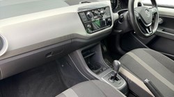 2017 (17) VOLKSWAGEN UP 1.0 BlueMotion Tech High Up 5dr ASG 5685028