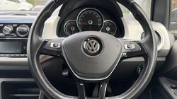 2017 (17) VOLKSWAGEN UP 1.0 BlueMotion Tech High Up 5dr ASG 5685044