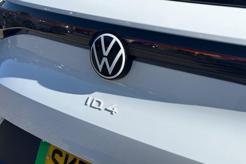 2023 (73) VOLKSWAGEN ID.4 128kW Style Ed Pro 77kWh 5dr Auto [125kW Ch] 5856180