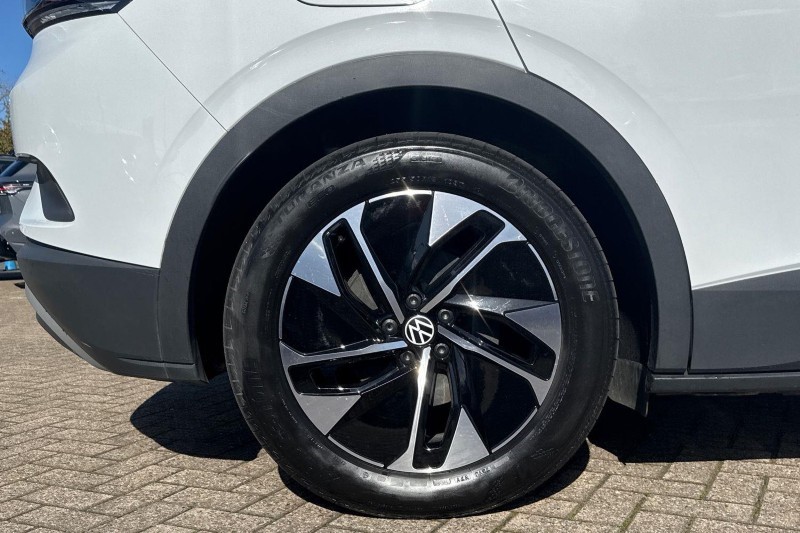 2023 (73) VOLKSWAGEN ID.4 128kW Style Ed Pro 77kWh 5dr Auto [125kW Ch] 5856145