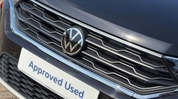 2020 (70) VOLKSWAGEN T-ROC 1.5 TSI EVO SE 5dr 5702215