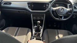 2020 (70) VOLKSWAGEN T-ROC 1.5 TSI EVO SE 5dr 5702195
