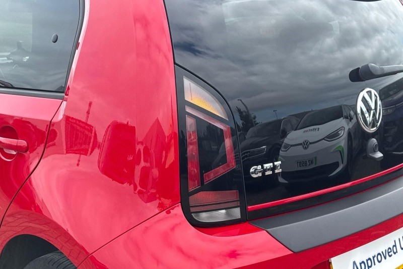 2019 (19) VOLKSWAGEN UP 1.0 115PS Up GTI 5dr 5715638