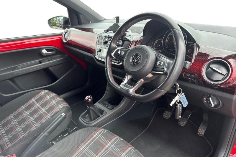 2019 (19) VOLKSWAGEN UP 1.0 115PS Up GTI 5dr 5715611