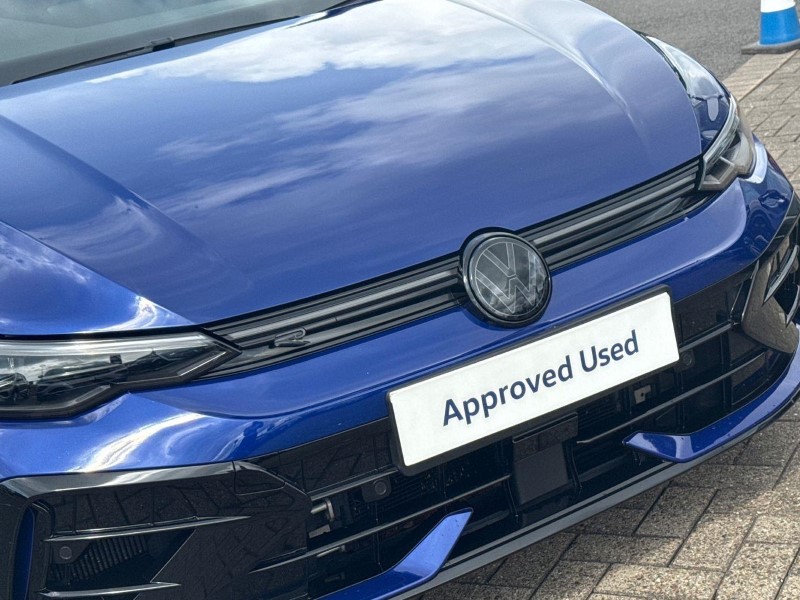 2024 (74) VOLKSWAGEN GOLF 2.0 TSI 333 R Black Edition 4Motion 5dr DSG 5693404