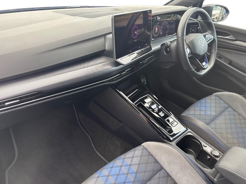 2024 (74) VOLKSWAGEN GOLF 2.0 TSI 333 R Black Edition 4Motion 5dr DSG 1