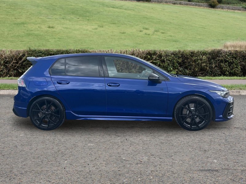 2024 (74) VOLKSWAGEN GOLF 2.0 TSI 333 R Black Edition 4Motion 5dr DSG 5693373