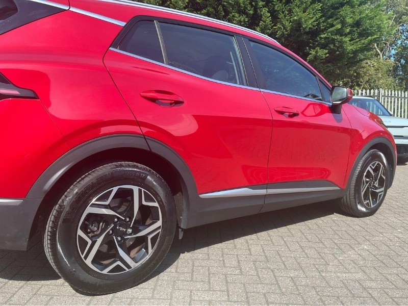 2025 (75) KIA SPORTAGE 1.6T GDi 157 48V ISG 2 5dr 5708754
