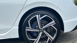 2023 (73) VOLKSWAGEN GOLF 2.0 TSI 320 R 4Motion 5dr DSG 5694396