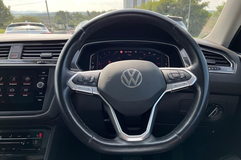 2024 (74) VOLKSWAGEN TIGUAN ALLSPACE 1.5 TSI Elegance 5dr DSG 5713360