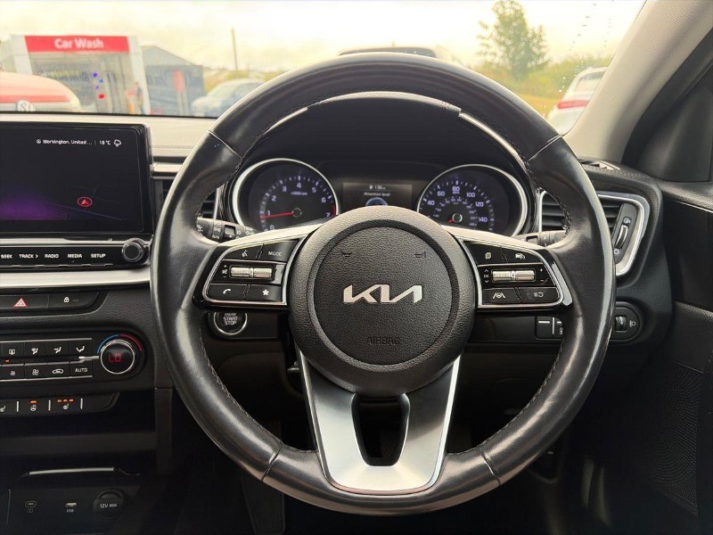2024 (74) KIA CEED 1.5T GDi ISG 138 GT-Line 5dr DCT 5736845