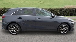 2024 (74) KIA CEED 1.5T GDi ISG 138 GT-Line 5dr DCT 5736831