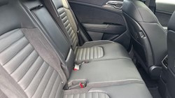 2025 (75) KIA SPORTAGE 1.6T GDi 207 HEV GT-Line S 5dr Auto 5712340