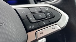 2023 (23) VOLKSWAGEN T-ROC 1.0 TSI Life 5dr 5772265