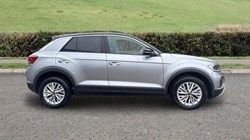2023 (23) VOLKSWAGEN T-ROC 1.0 TSI Life 5dr 5772249