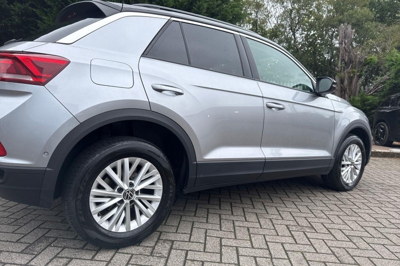 2023 (23) VOLKSWAGEN T-ROC 1.0 TSI Life 5dr 5772275