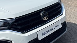 2020 (20) VOLKSWAGEN T-ROC 1.5 TSI EVO SEL 5dr DSG 5716636