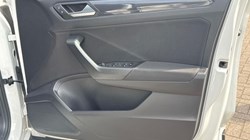 2020 (20) VOLKSWAGEN T-ROC 1.5 TSI EVO SEL 5dr DSG 5716613