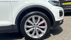 2020 (20) VOLKSWAGEN T-ROC 1.5 TSI EVO SEL 5dr DSG 5716606