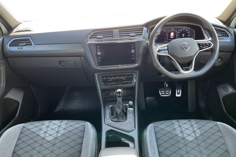 2025 (74) VOLKSWAGEN TIGUAN ALLSPACE 2.0 TDI R-Line 5dr DSG 5712236