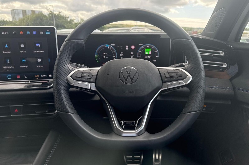 2026 (75) VOLKSWAGEN TIGUAN 1.5 TSI eHybrid R-Line 5dr DSG 5736767