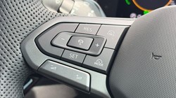 2026 (26) VOLKSWAGEN PASSAT 1.5 TSI eHybrid 272 Black Edition 5dr DSG 5689081