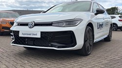 2026 (26) VOLKSWAGEN PASSAT 1.5 TSI eHybrid 272 Black Edition 5dr DSG 5689101