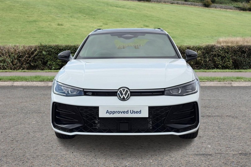 2026 (26) VOLKSWAGEN PASSAT 1.5 TSI eHybrid 272 Black Edition 5dr DSG 5689071