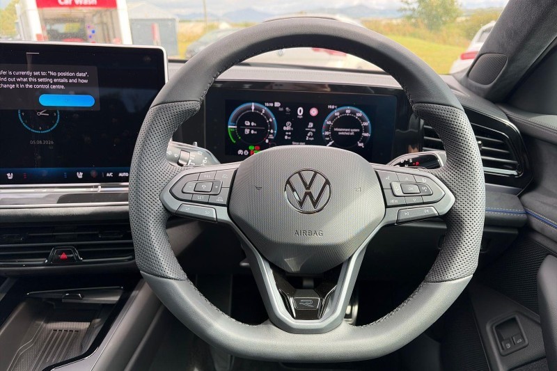 2026 (26) VOLKSWAGEN PASSAT 1.5 TSI eHybrid 272 Black Edition 5dr DSG 5689080