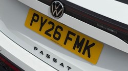 2026 (26) VOLKSWAGEN PASSAT 1.5 TSI eHybrid 272 Black Edition 5dr DSG 5689104