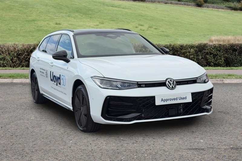 2026 (26) VOLKSWAGEN PASSAT 1.5 TSI eHybrid 272 Black Edition 5dr DSG