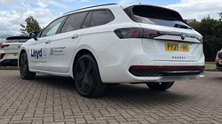 2026 (26) VOLKSWAGEN PASSAT 1.5 TSI eHybrid 272 Black Edition 5dr DSG 5689103